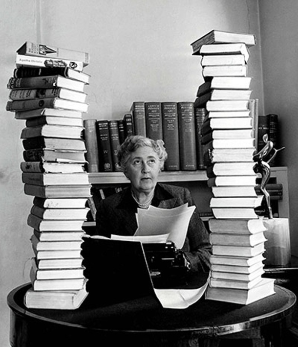 Agatha Christie. Autores y máquinas de escribir 
